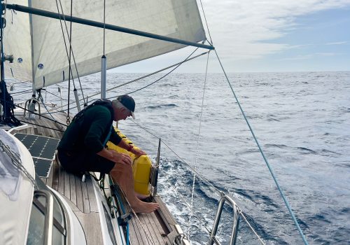050626 Peter checks the foredeck