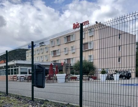 The Ibis hotel in Le Pouzin