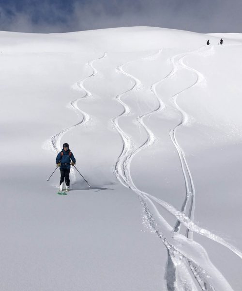 2202 Jono makes fresh tracks in La Rosiere